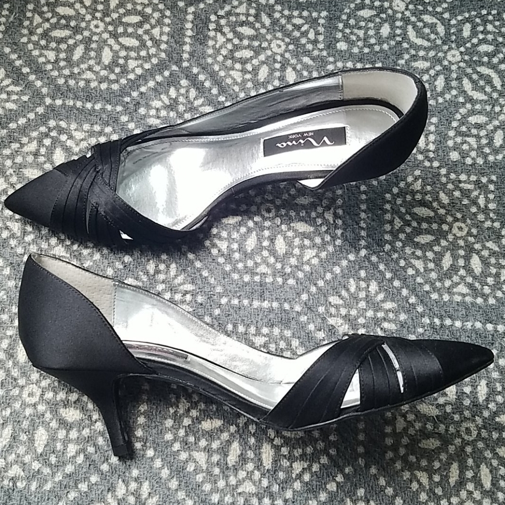 Nina satin D'orsay pumps
